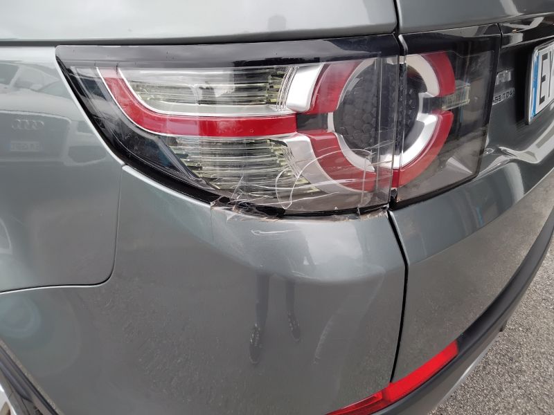 GuidiCar - LAND ROVER Discovery Sport 2015 Discovery Sport 2.2 td4 SE awd 150cv Usato